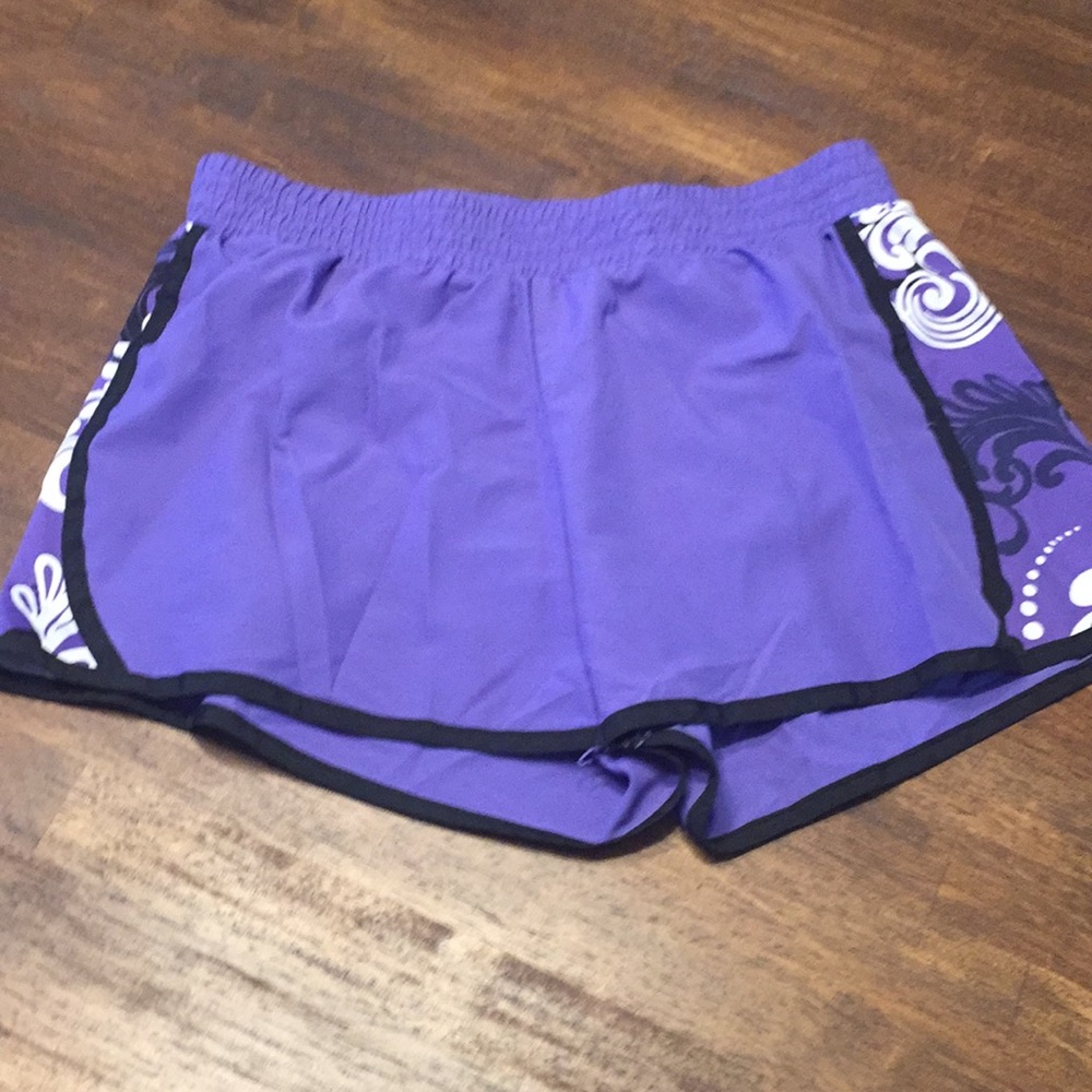 Running shorts